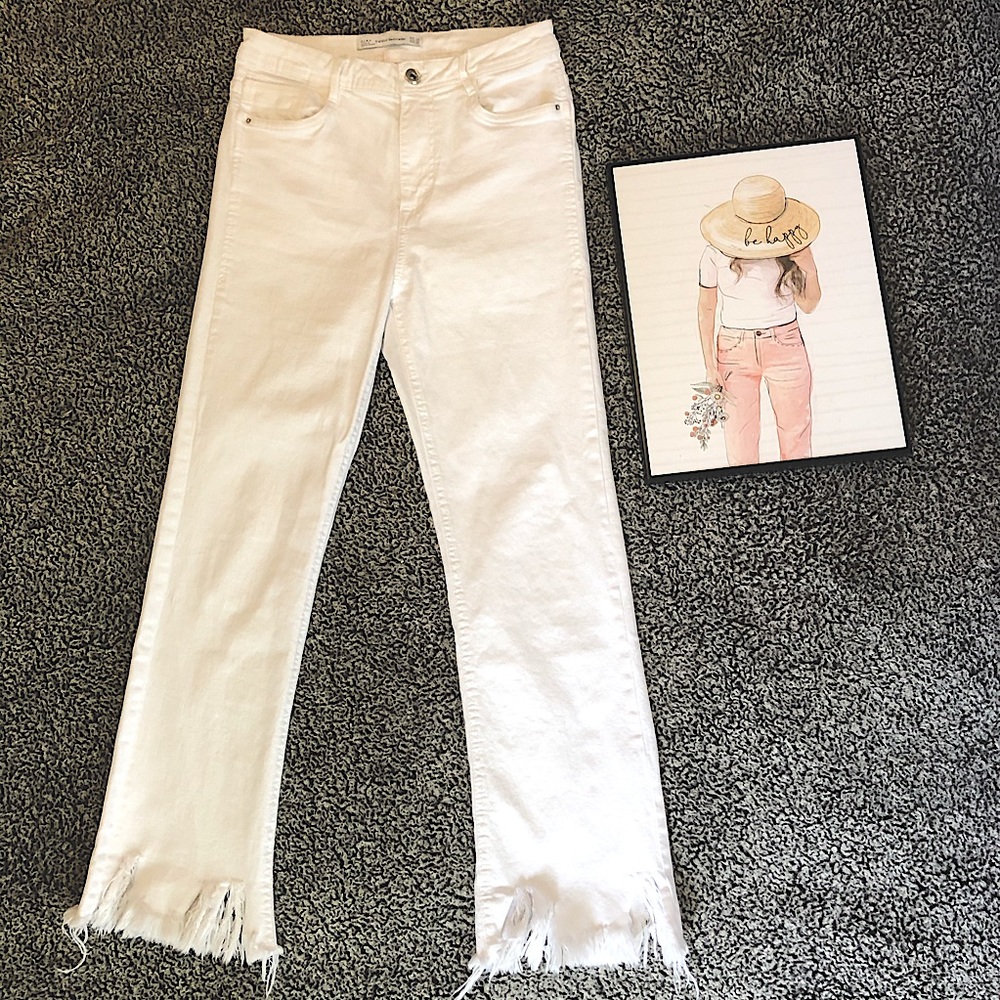 Like New Zara Mom Fit Jeans, Cropped, Distressed 6